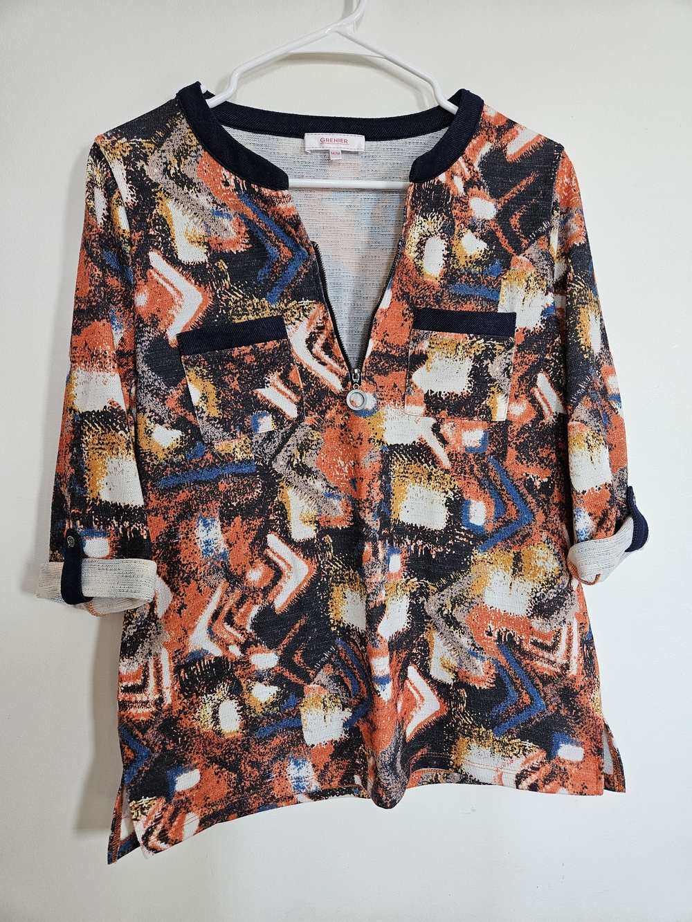 GRENIER Abstract Print Zipper Neck Top Roll Tab 3/4 Sleeve Blouse Size M🔥
